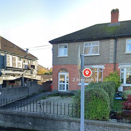 Nice Double Room At 2 Iveragh Rd-8 Dublin Bagian luar foto